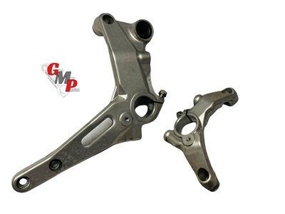 Soporte y placa de motor - Ducati