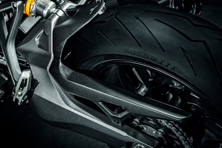 NUEVO guardabarros trasero de carbono - Ducati