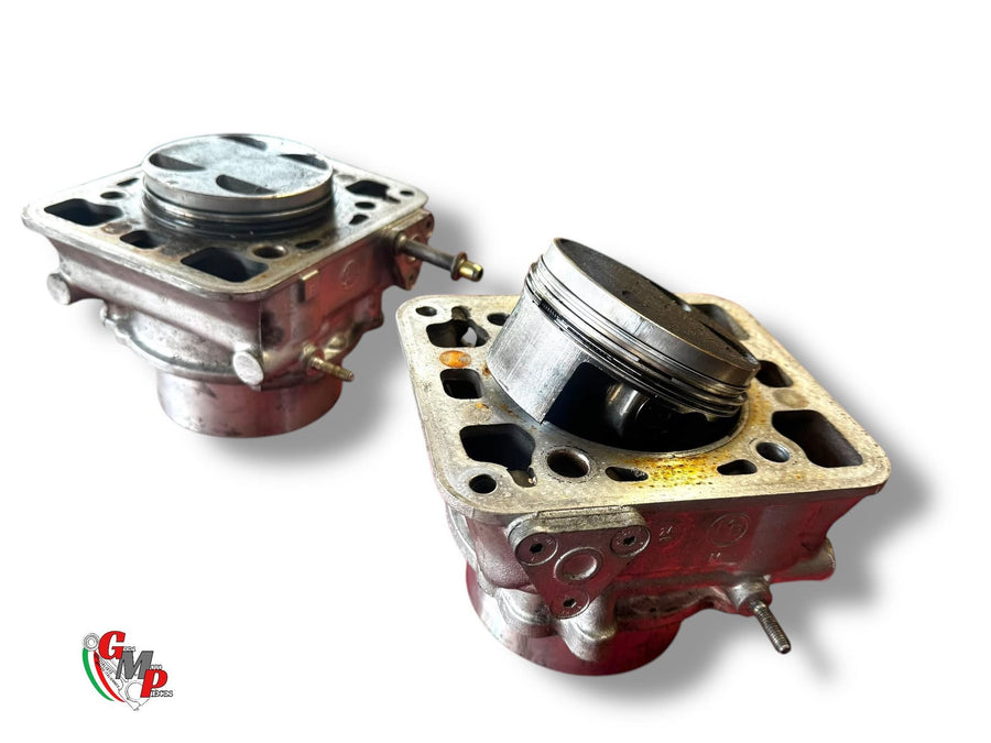 Juego de Cilindros y Pistones Vertical/Horizontal Buen Estado - Ducati