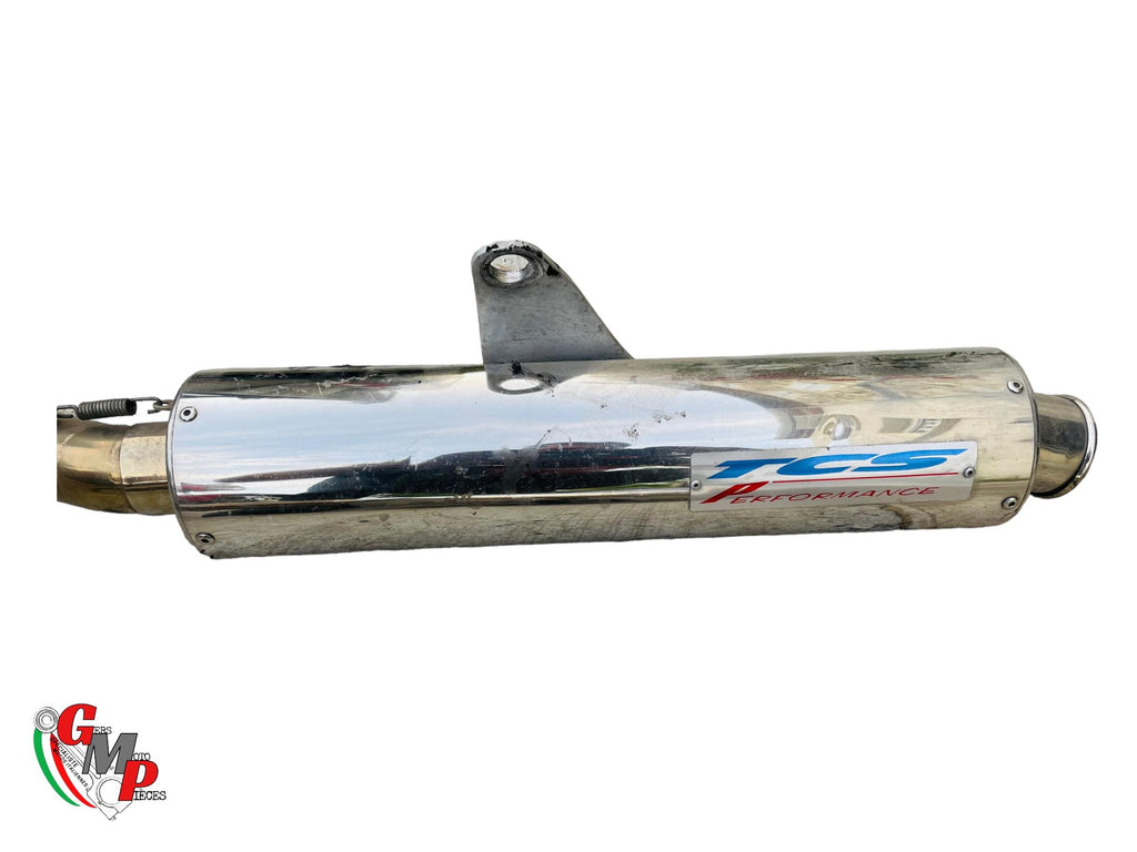 Par de escapes de alto rendimiento TCS