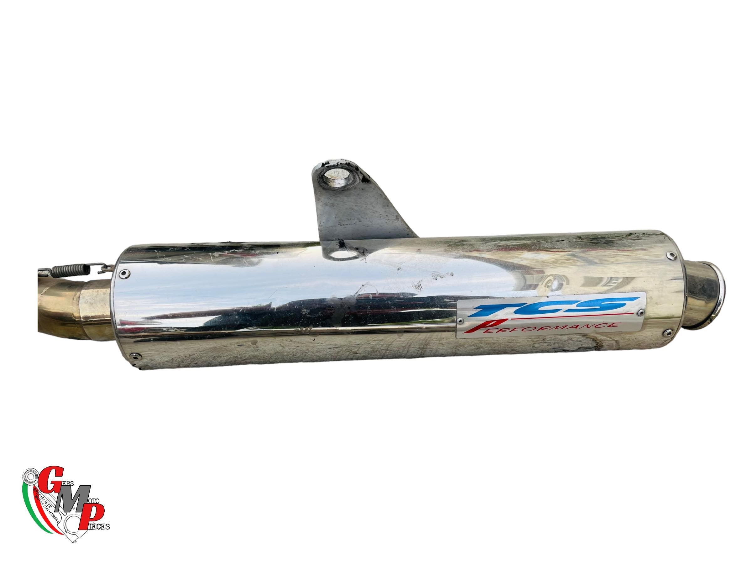 Par de escapes de alto rendimiento TCS