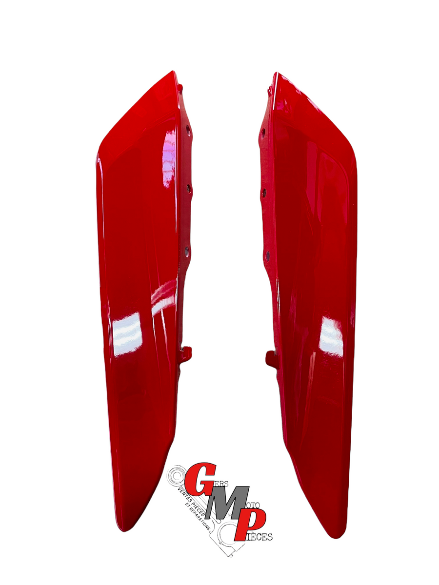 Tapa colín Rojo NUEVO - Ducati