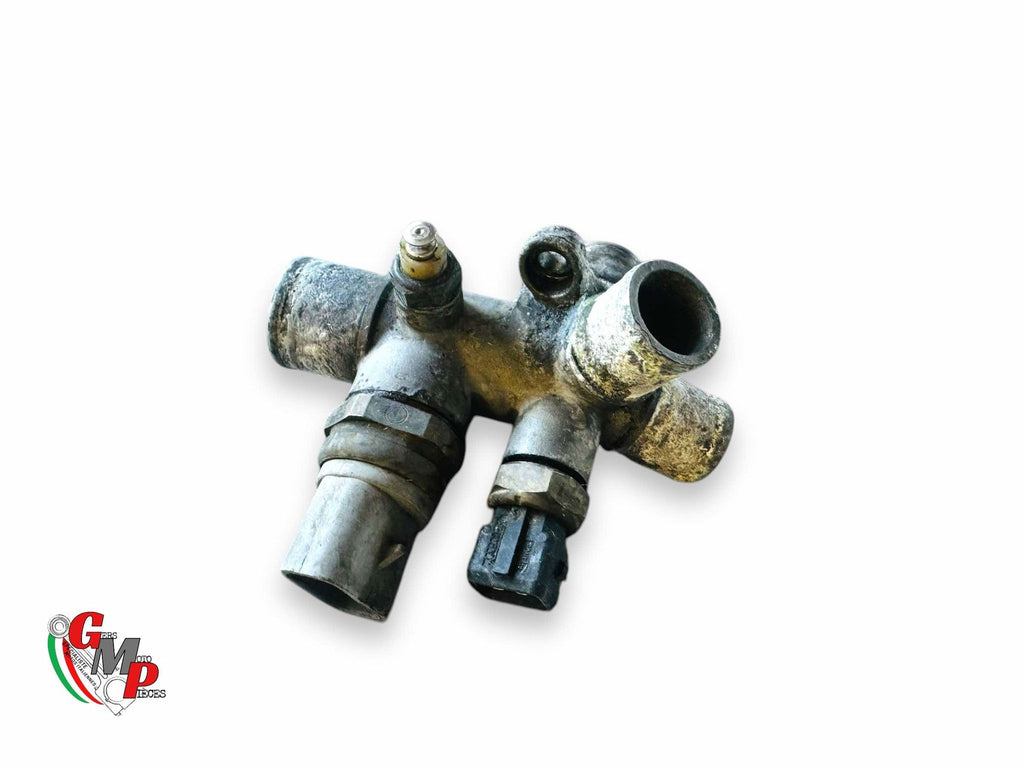 Conector de manguera de refrigeración con sensores de temperatura - Ducati