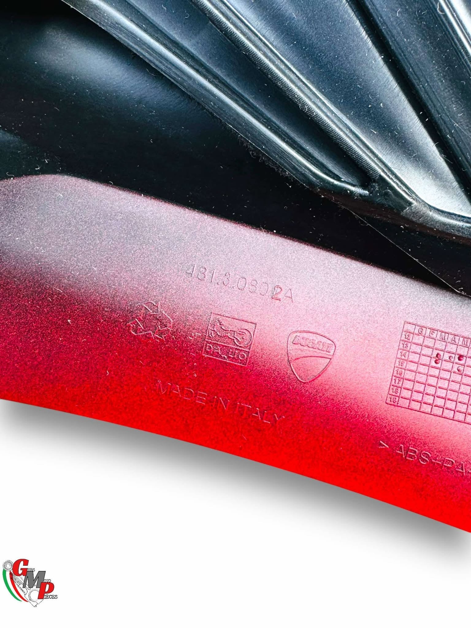 Carenado delantero rojo Ducati