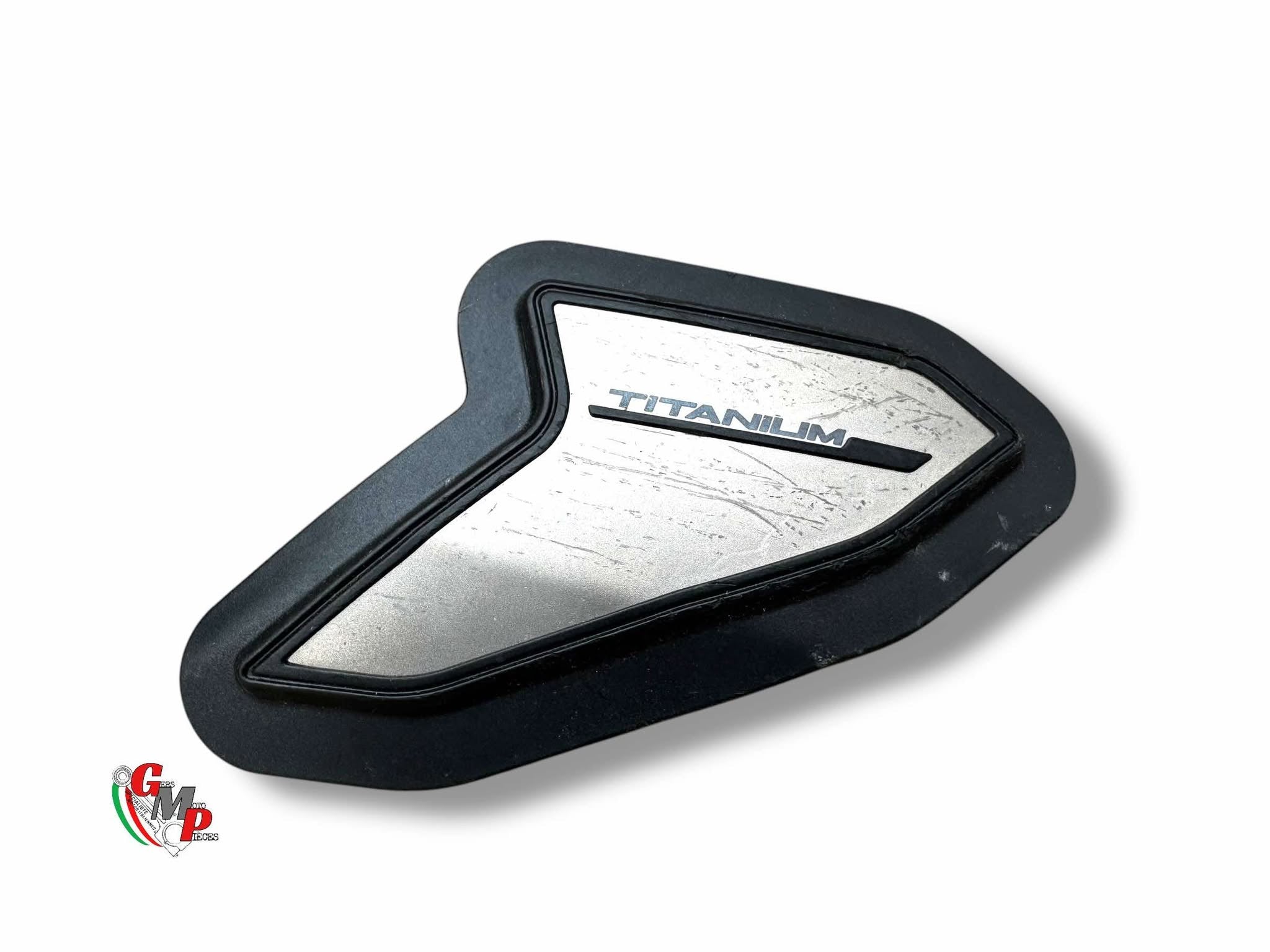Inserto de cubierta de brazo único de titanio - Ducati