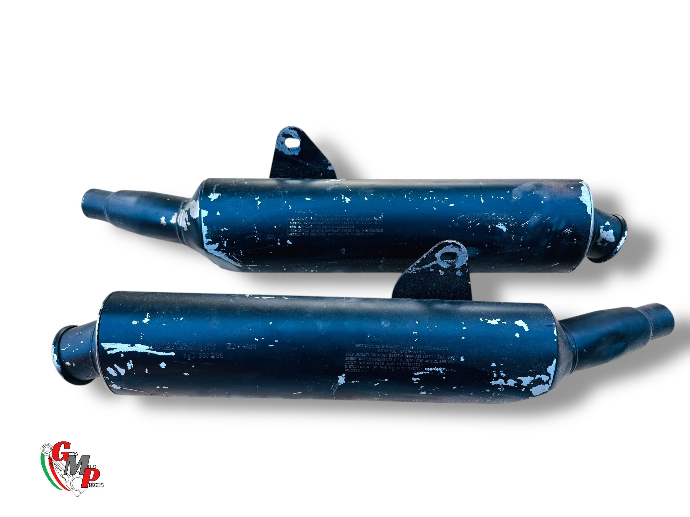 Par de Escapes Originales Pintados en Negro - Ducati Monster 400 600 620 695 750 800 900 1000 bocina final