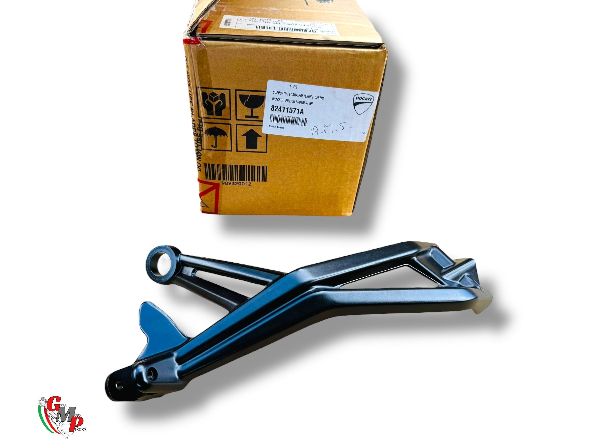 Platine repose pied passager droite NEUF - Ducati