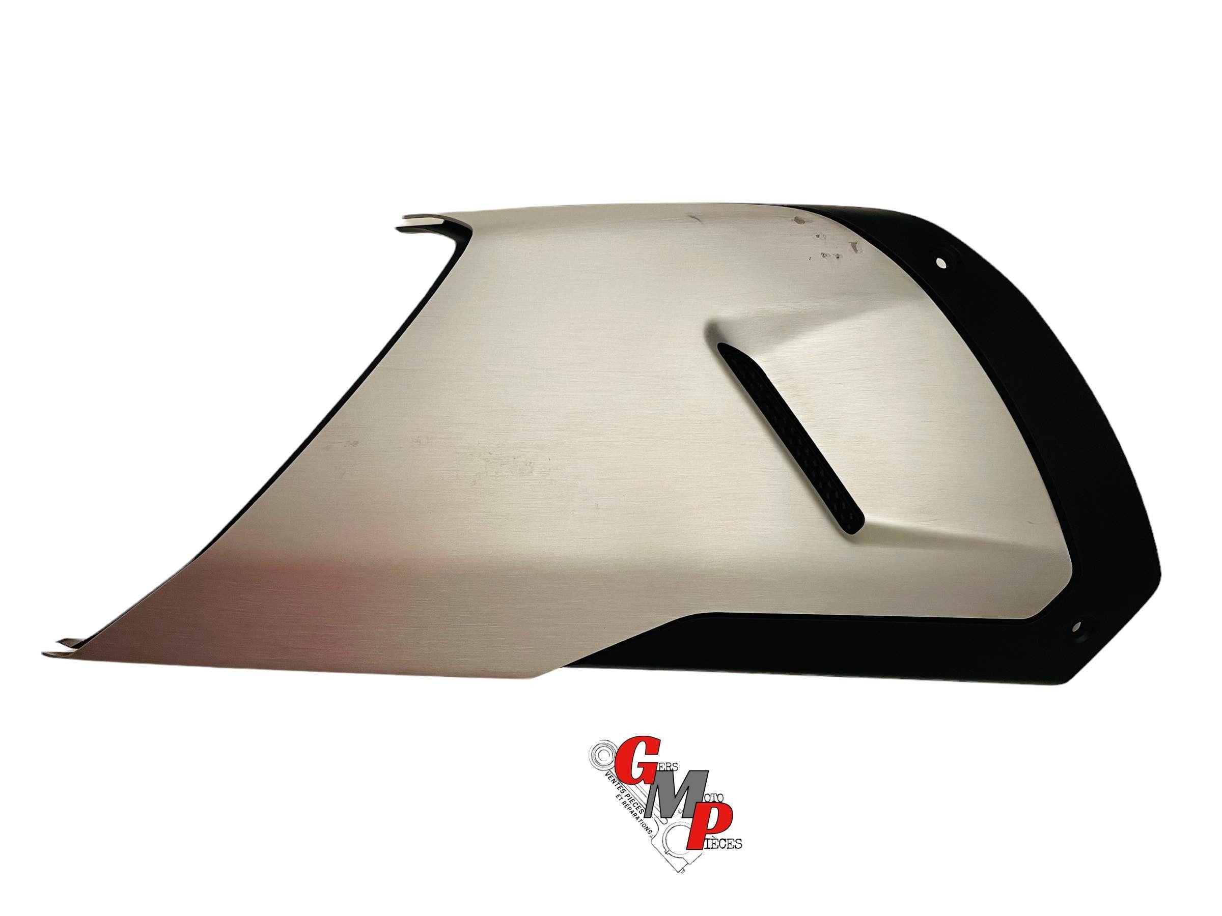 Oreja izquierda - Ducati