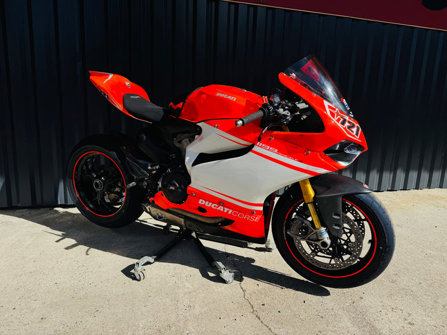 Ducati Panigale 1199s Pista
