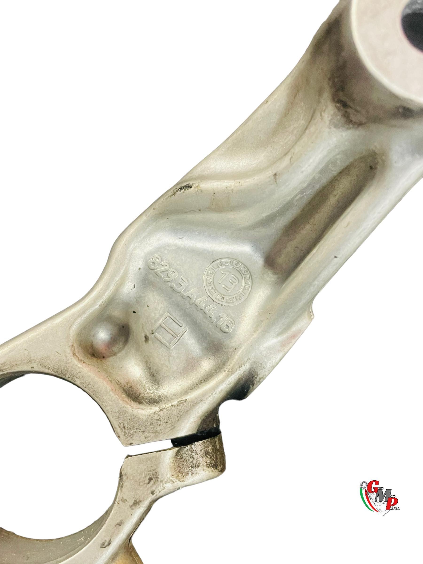 Soporte de placa de reposapiés derecho - Ducati