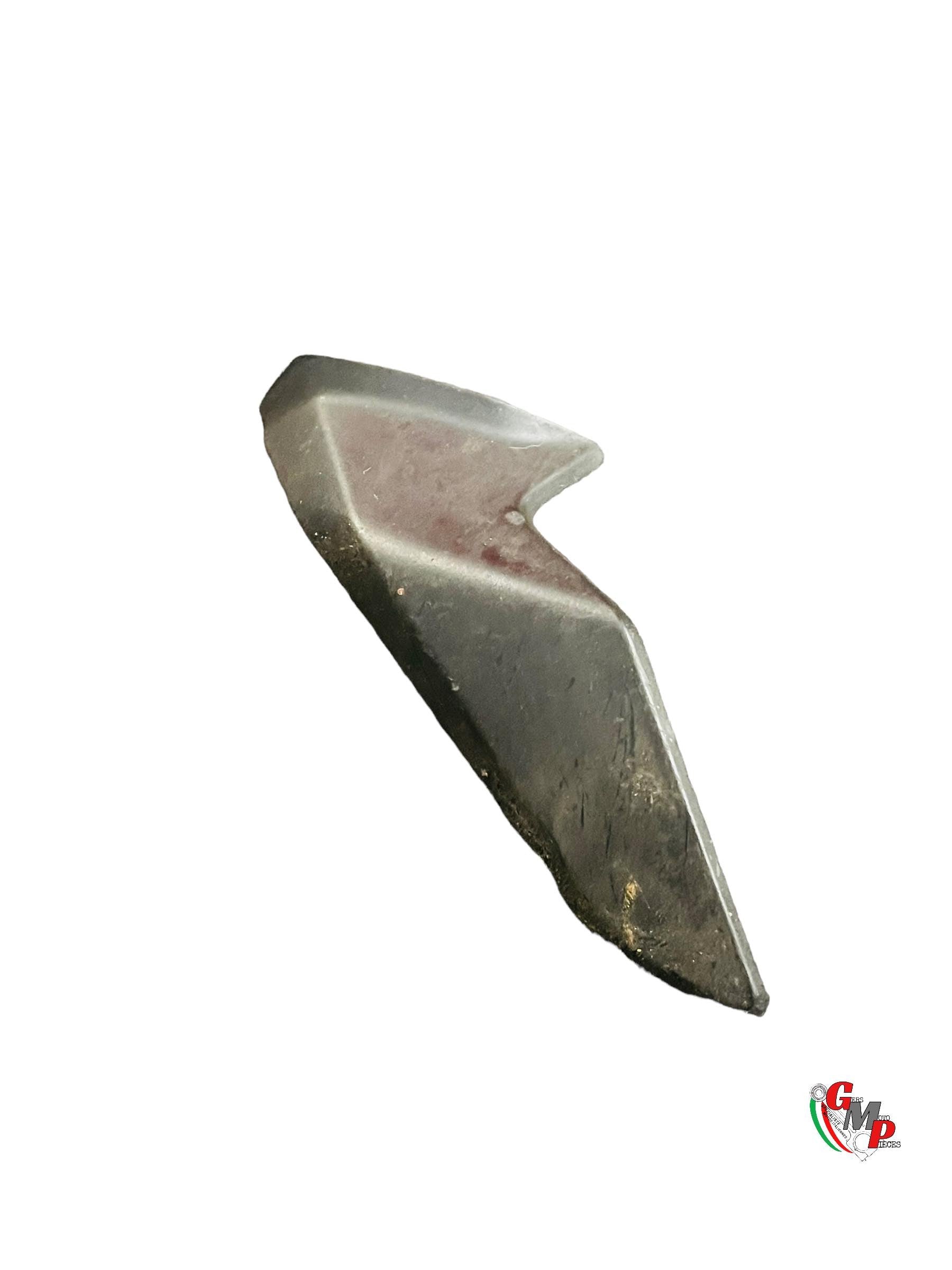 Guardabarros inferior con protector de cadena de dientes de tiburón - Ducati