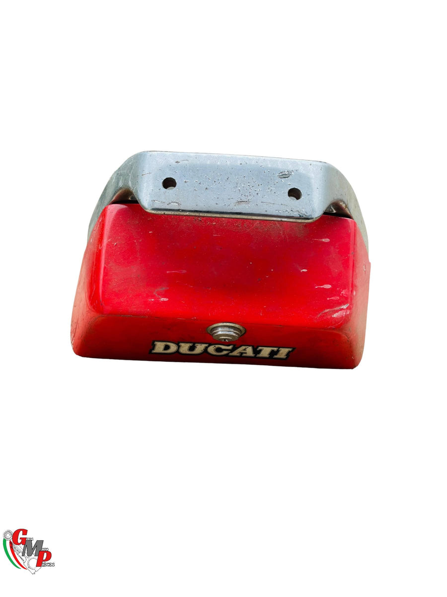 Tapa trasera Paso - Bocina final Ducati Paso 907ie