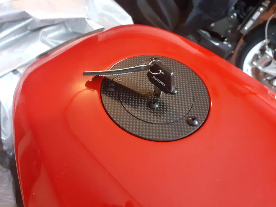 Tapa de gasolina de carbono nueva - Ducati Performance