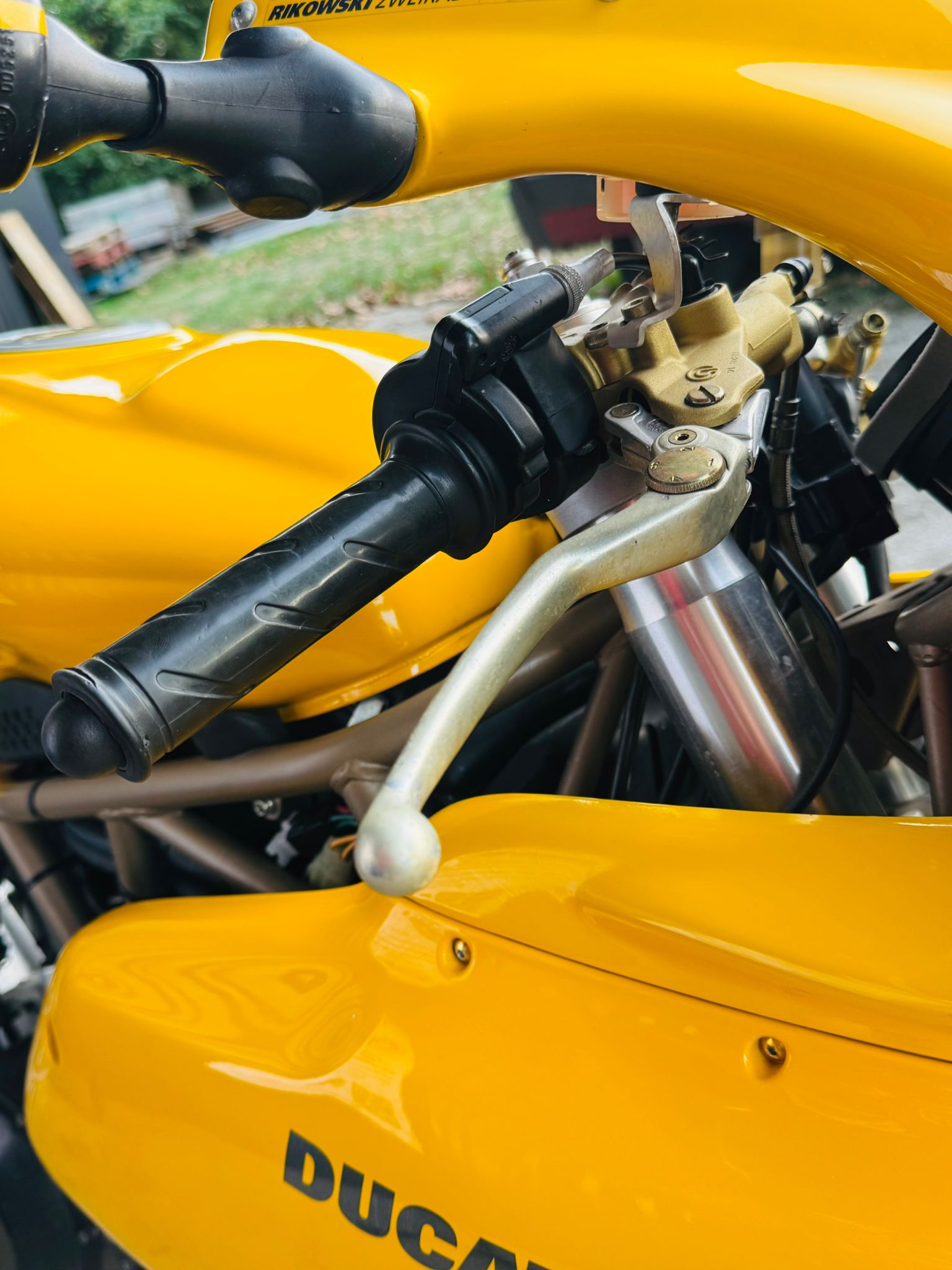 Ducati Supersport IE 900 1999