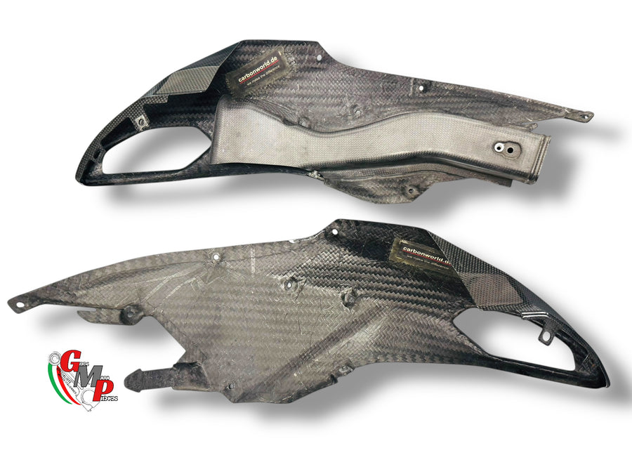 Par de tapas de carbono para basculante - Ducati