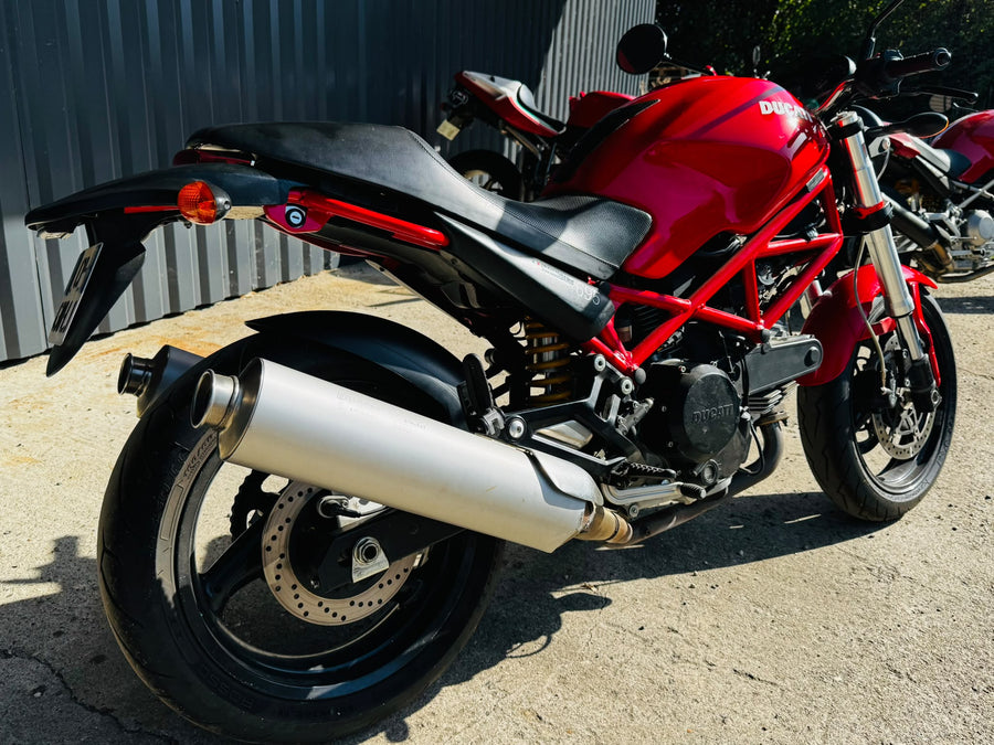 Ducati Monster 695 5400kms