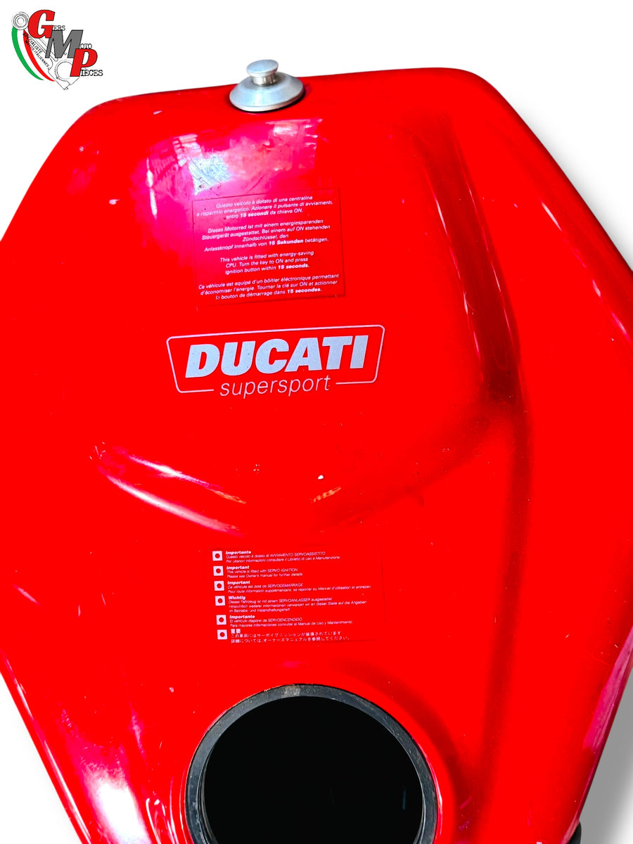Depósito rojo - Ducati