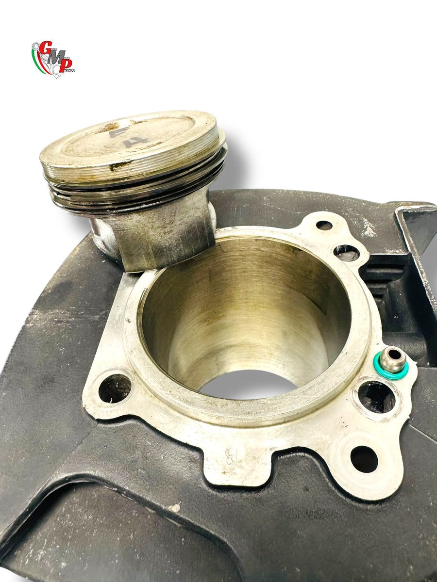 Pistón de cilindro vertical - Ducati