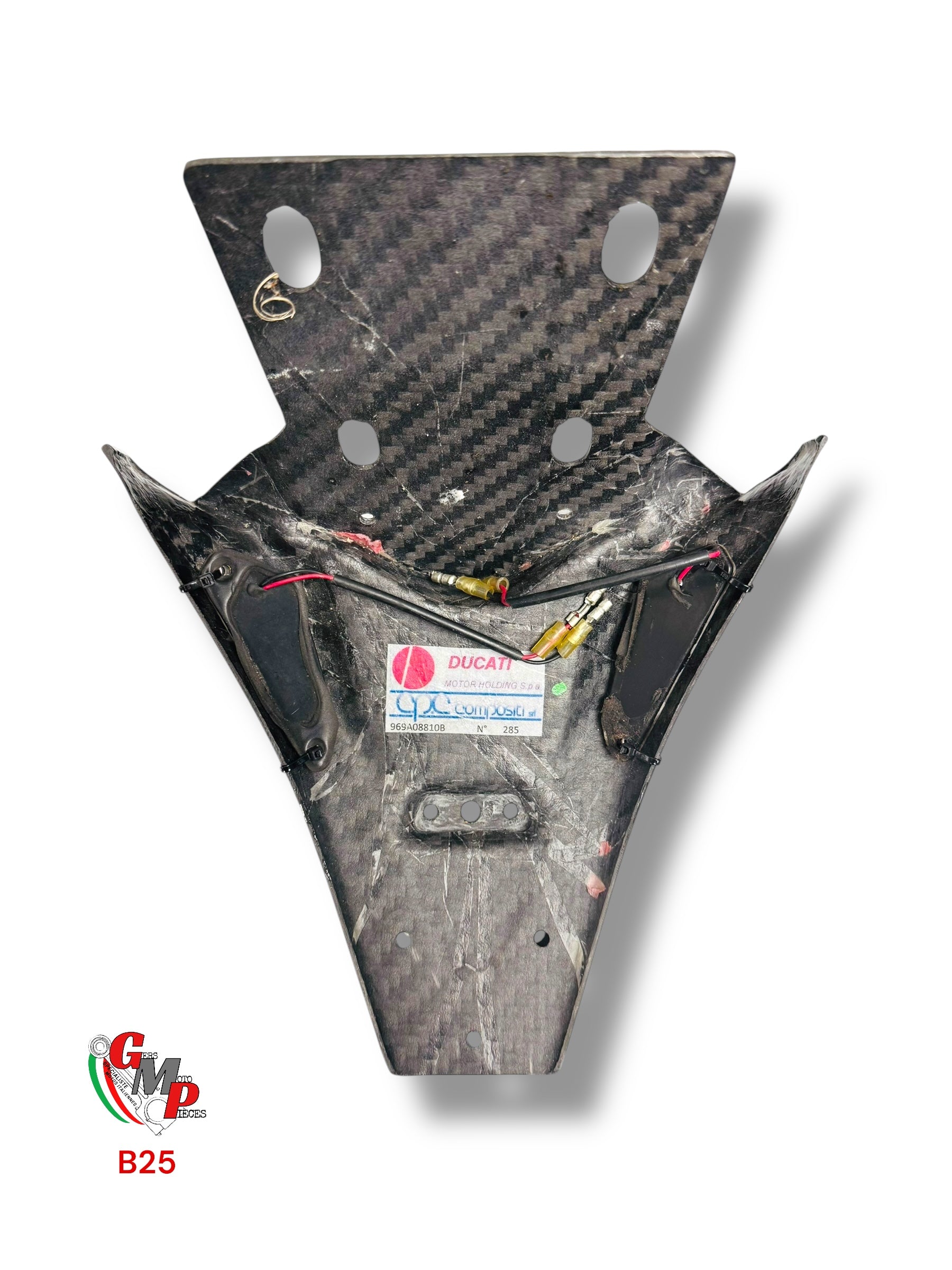 Nuevo portamatrículas de carbono - Ducati