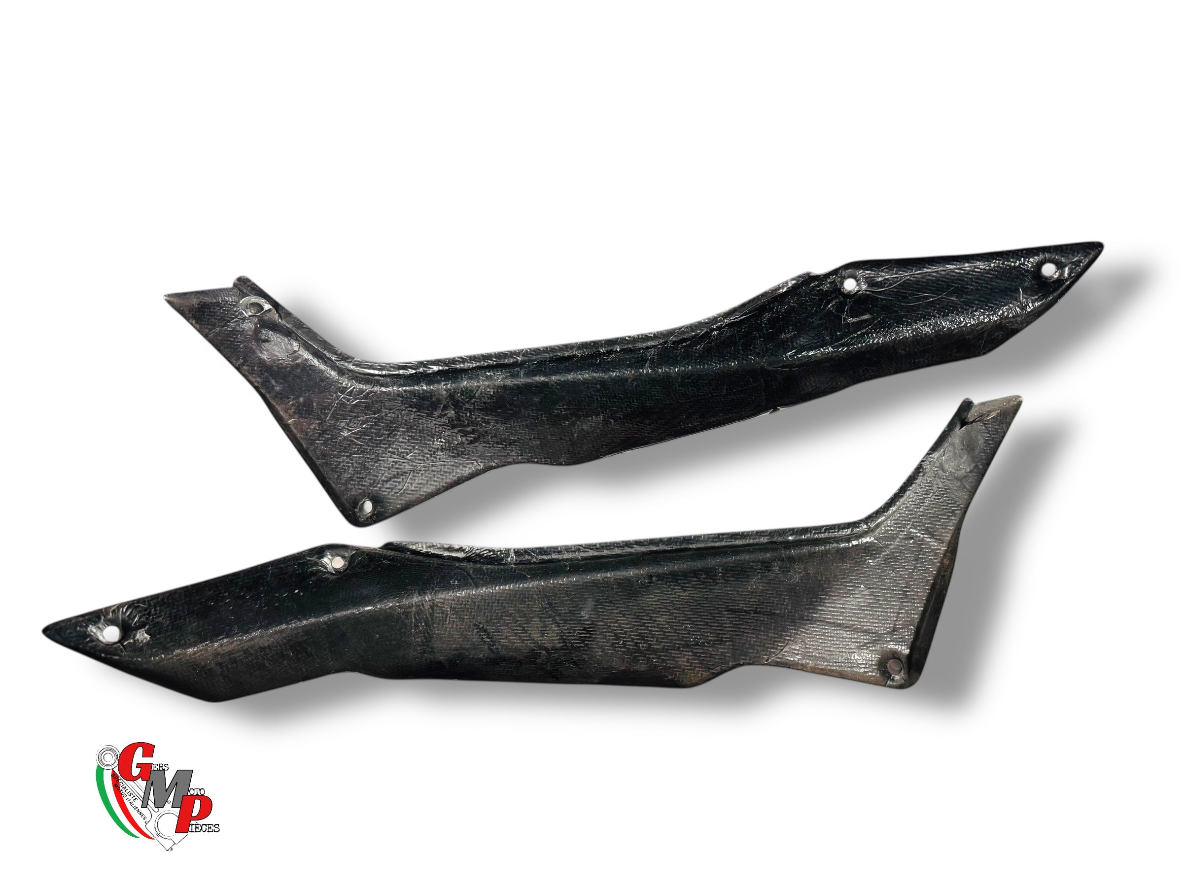 Cache sous selle carbone - Ducati