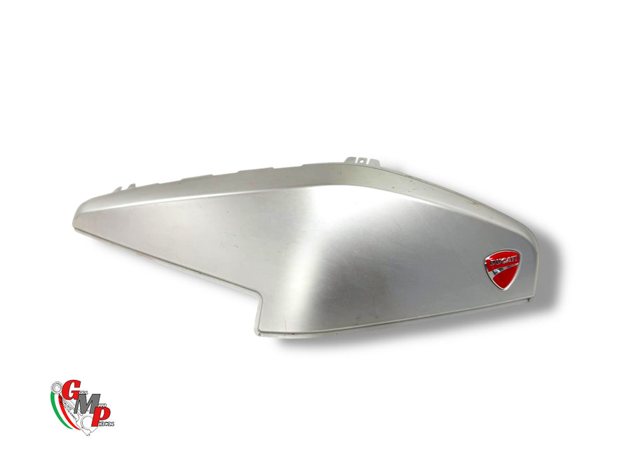 Carenado gris derecho - Ducati